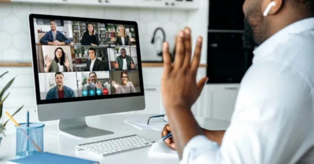 Fintech professionals collaborating virtually on global finance projects